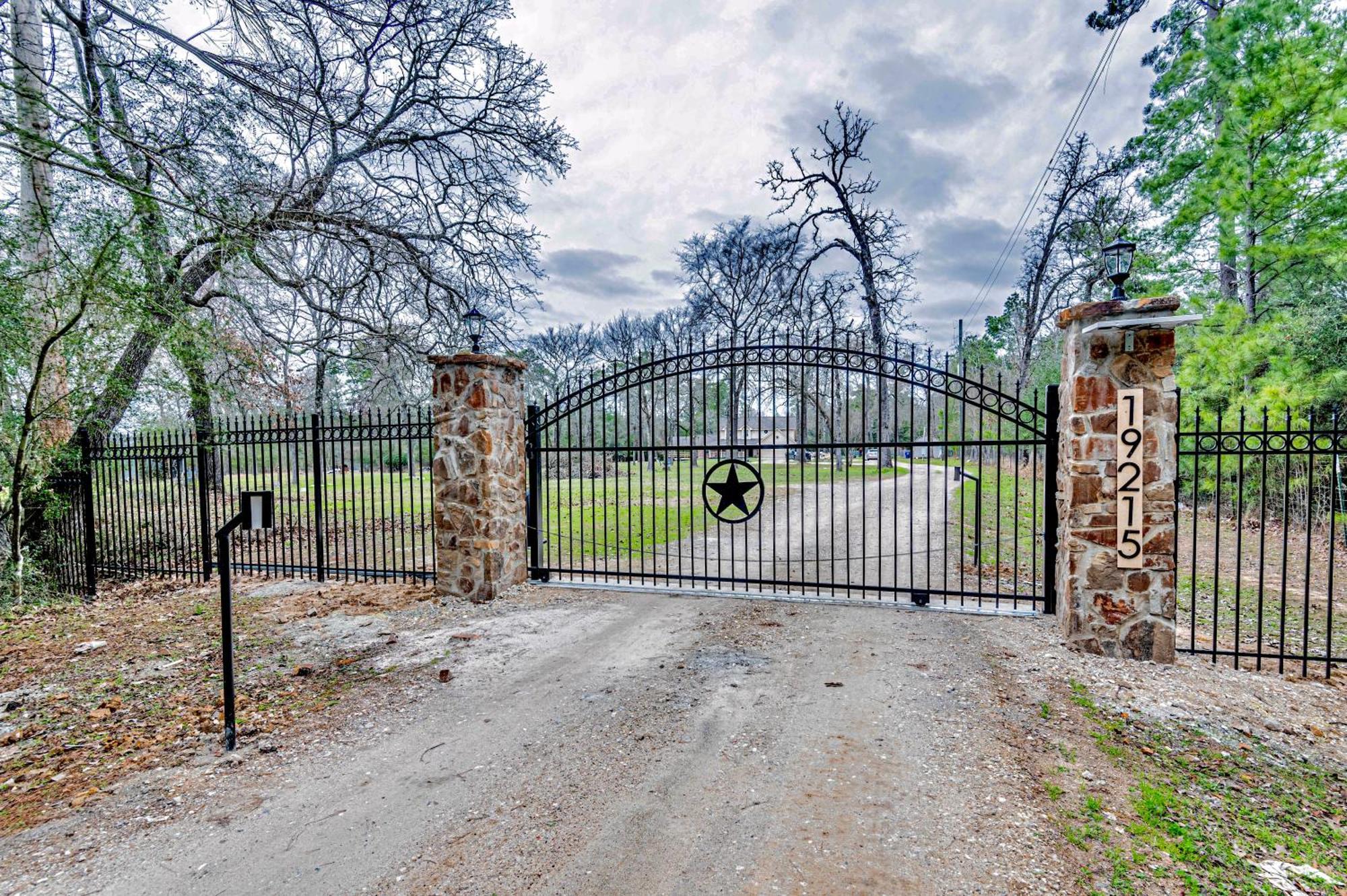 Country Getaway 4 Bedroom Resort In 10 Acre Lot Magnolia Eksteriør billede