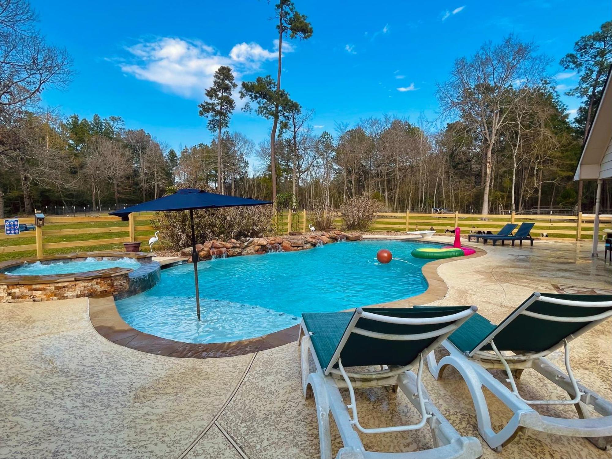 Country Getaway 4 Bedroom Resort In 10 Acre Lot Magnolia Eksteriør billede